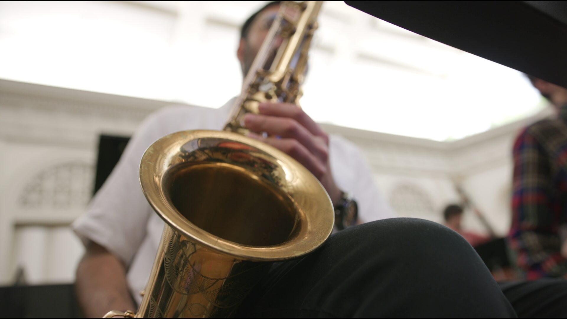 Music from the Noise — frame 14